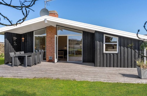 Hirtshals House | 3 bedroom nice home in Hirtshals