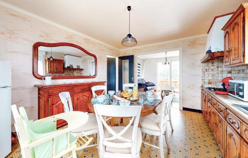 Arzal House | 3 Bedroom Nice Home In Arzal