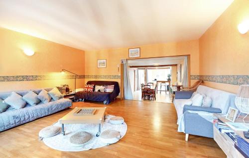 Ault House | 3 Bedroom Nice Home In Ault