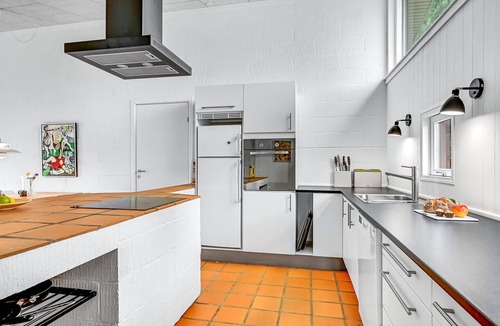 Hvidbjerg Strand House | 3 bedroom nice home in Børkop