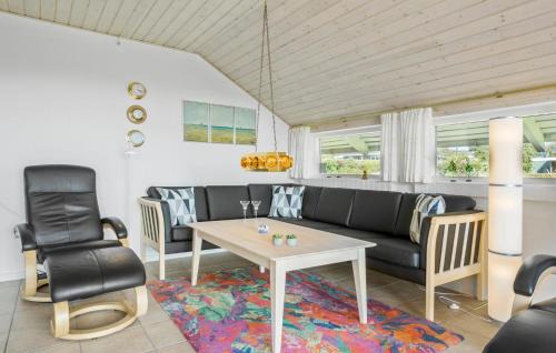 Rendbjerg House | 3 Bedroom Nice Home In Egernsund