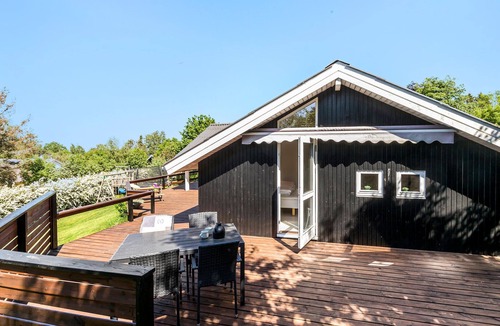 Bønnerup Strand House | 3 bedroom nice home in Glesborg