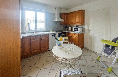 Desvres House | 3 bedroom nice home in Desvres