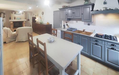 Pardailhan House | 3 Bedroom Nice Home In Pardailhan