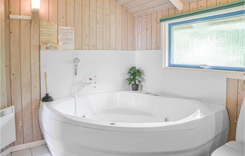 Bork Havn House | 3 Bedroom Nice Home In Hemmet