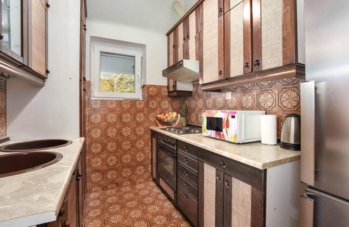 Srinjine House | 3 bedroom nice home in Srinjine