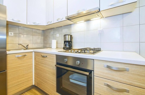 Stanici House | 3 bedroom nice home in Stanici
