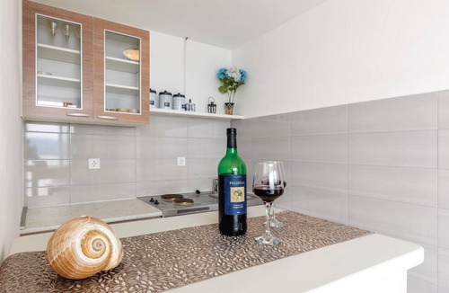 Stanici House | 3 bedroom nice home in Stanici