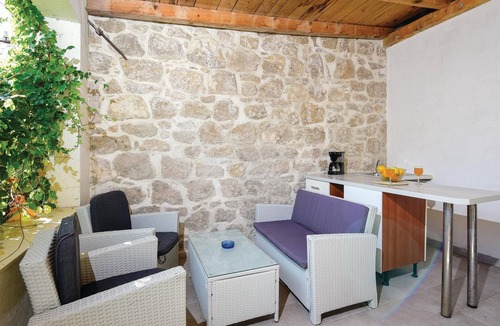 Zuljana House | 3 bedroom nice home in Zuljana