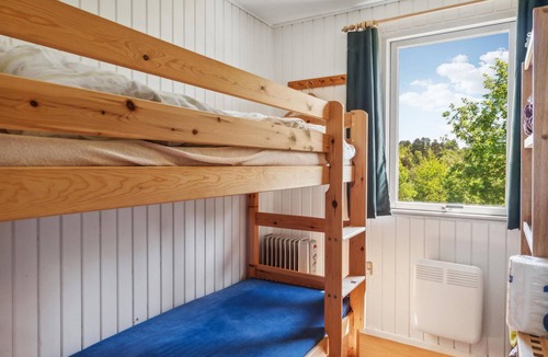 Knebel House | 3 bedroom nice home in Knebel