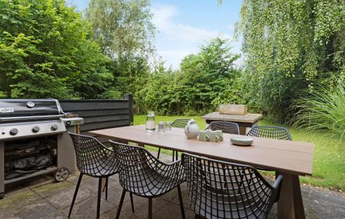 Asserbo House | 3 Bedroom Nice Home In Liseleje