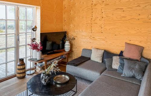 Sklskr House | 3 Bedroom Nice Home In Omø