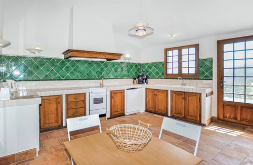 Taulis House | 3 bedroom nice home in Taulis