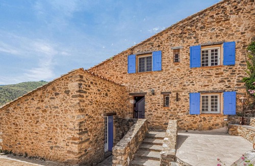 Taulis House | 3 bedroom nice home in Taulis