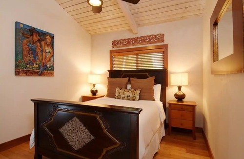 Paia House | 3 Bedroom Ocean Front Beach House