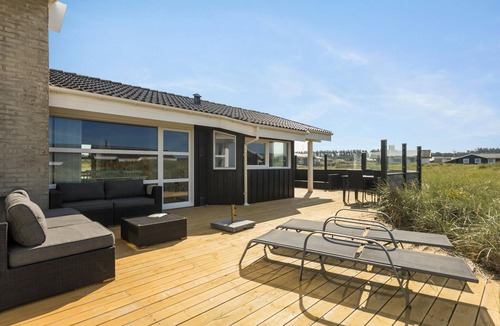 Lonstrup House | 3 bedroom ocean front home in Hjørring