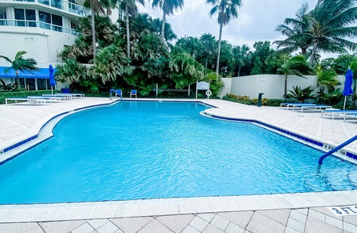 North Beach Condo | 3 Bedroom Oceanfront Penthouse