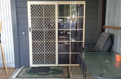 Kyneton House | 3 Bedroom Off-Grid Kyneton