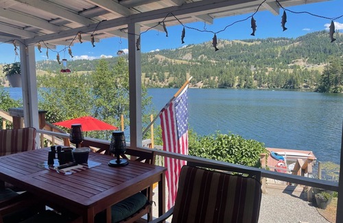 Republic House | 3 Bedroom on Lake with Private Dock