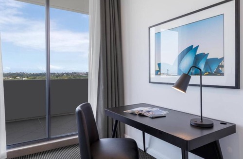 Waterloo Apartment | 3 Bedroom Park Suite at Waterloo Sydney