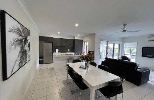 Upper Coomera House | 3 Bedroom Pet-Friendly Home