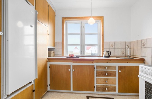 Lild Strand House | 3 bedroom pet friendly home in Frøstrup