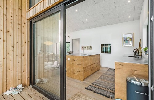 Fjellerup House | 3 bedroom pet friendly home in Glesborg