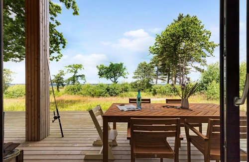 Fjellerup House | 3 bedroom pet friendly home in Glesborg