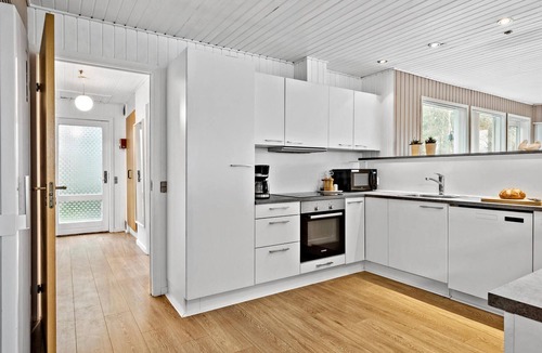 Hojslev House | 3 bedroom pet friendly home in Højslev