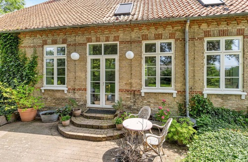 Soby House | 3 bedroom pet friendly home in søby ærø