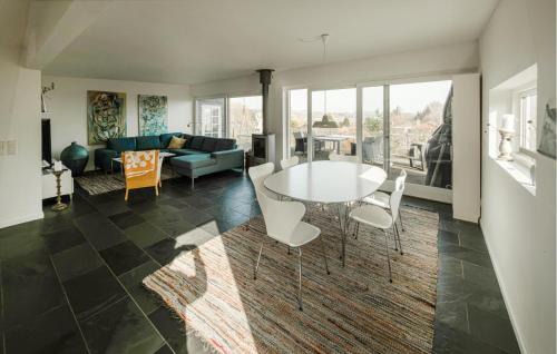 Hornslet House | 3 Bedroom Pet Friendly Home In Hornslet