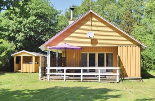 Ristinge House | 3 bedroom pet friendly home in Humble