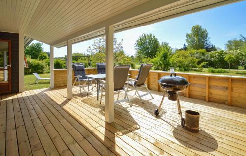 Næsby Strand House | 3 Bedroom Pet Friendly Home In Nakskov