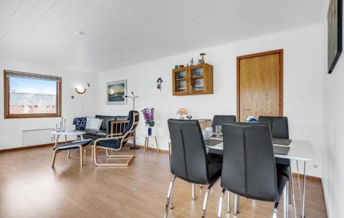 Næsby Strand House | 3 Bedroom Pet Friendly Home In Nakskov