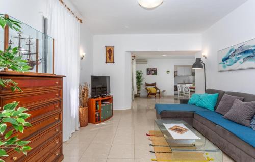 Omisalj House | 3 Bedroom Pet Friendly Home In Omisalj