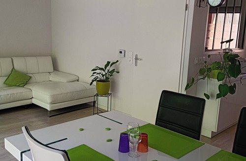 Blanquefort House | 3 Bedroom Private vacation home in Blanquefort