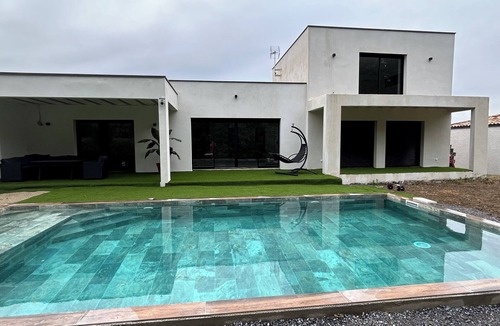 Carcassonne House | 3 Bedroom Private vacation home in Carcassonne