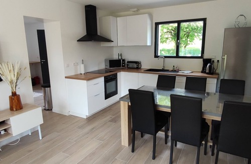 Nivillac House | 3 Bedroom Private vacation home in Nivillac