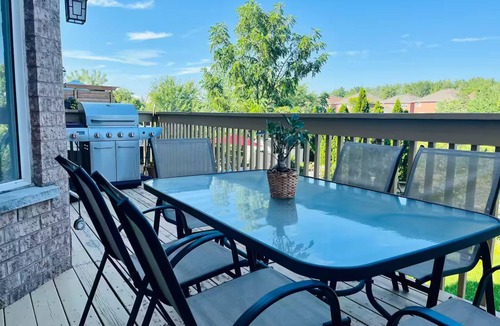 Bolton Villa | 3, bedroom ravine home