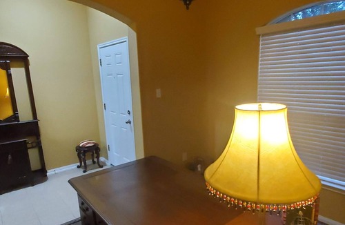 Humble House | 3-bedroom residential home with patio near IAH