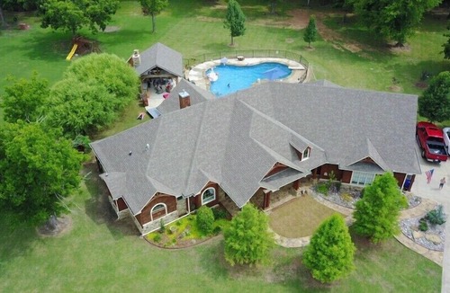Wagoner County House | 3-bedroom Rustic Charm Home Outdoor Kitchen, pool. Hot Tub + 2 fireplaces