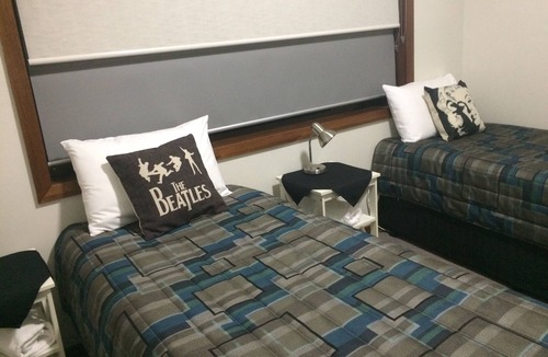 Benalla Apartment | 3 bedroom, self contained apartment