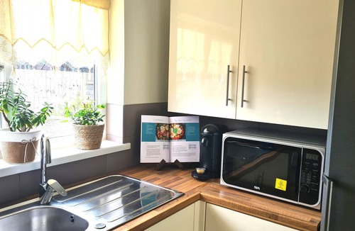 Newport House | 3 Bedroom Serviced Accommodation in Newport