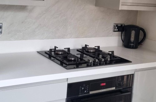 Pollokshaws House | 3 Bedroom, Sleeps 6, Free Parking