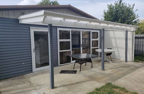 Mount Albert House | 3 Bedroom Small House B