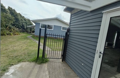 Mount Albert House | 3 Bedroom Small House B