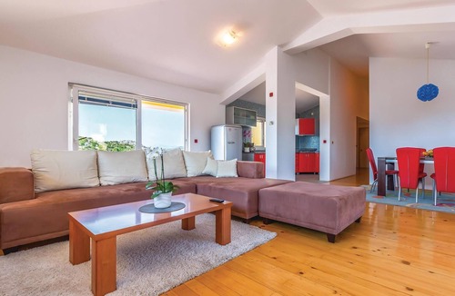 Ploce Apartment | 3 bedroom stunning apartment in Rogotin