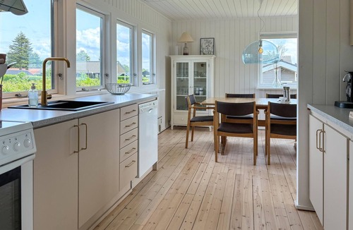 Ronbjerg House | 3 bedroom stunning home in øster assels
