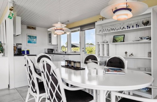 Pøt Strandby House | 3 bedroom stunning home in Juelsminde