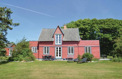 Dannemare House | 3 bedroom stunning home in Dannemare